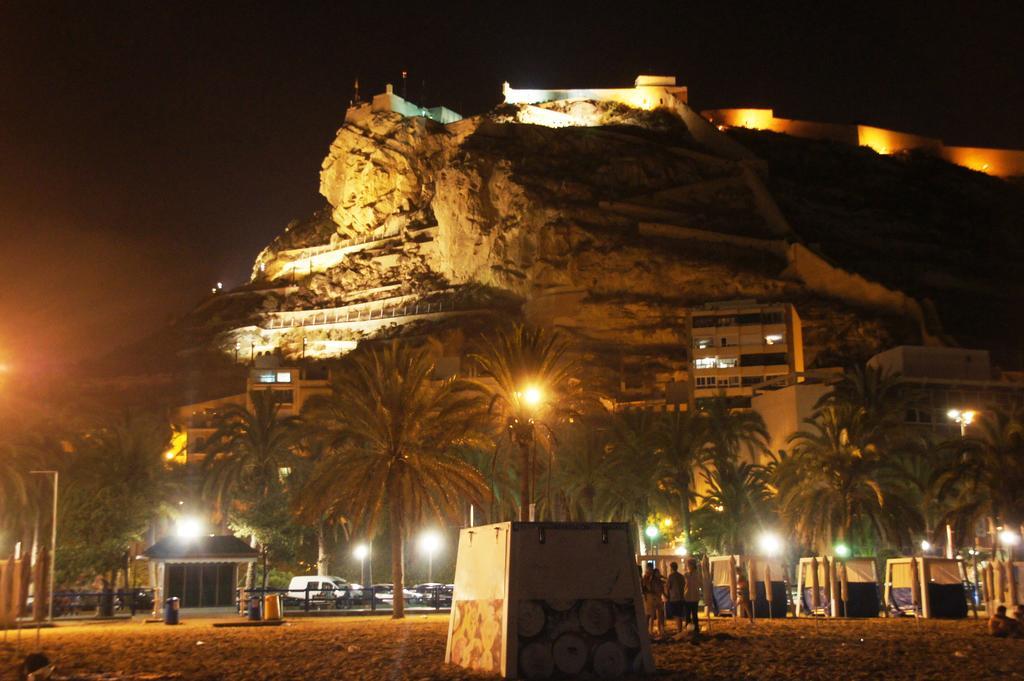 Alicante Apartments Cameră foto